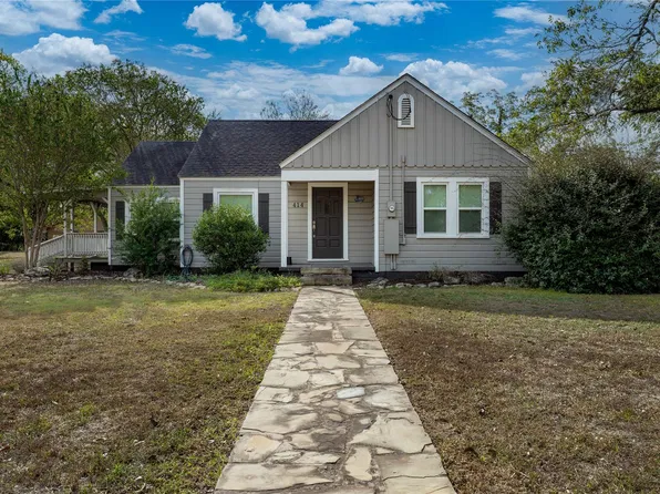 414 E Eblin St, La Grange, TX 78945