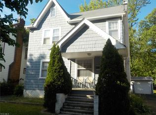 1141 Sylvania Rd, Cleveland Heights, OH 44121