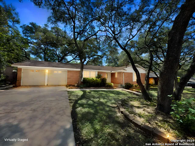 11022 Dreamland Dr