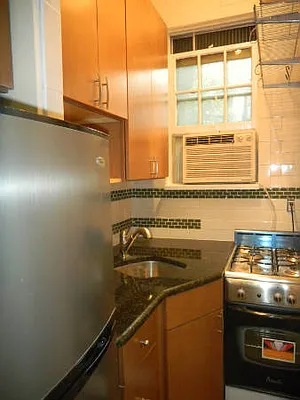 Rented by Gallery Real Estate Group, LLC | media 25