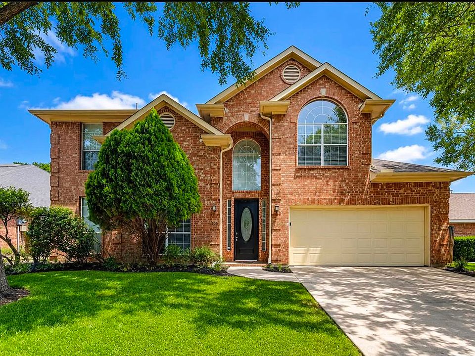 1st image of 805 Sierra Ln