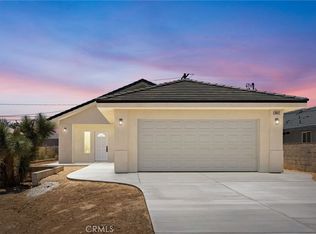 16443 Pine St, Hesperia, CA 92345