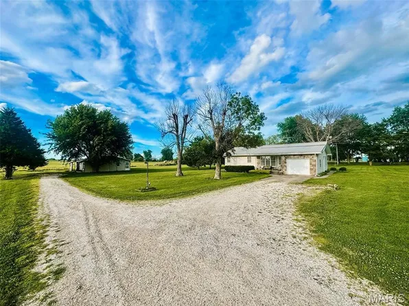 1149 E Us Highway 54, Vandalia, MO 63382