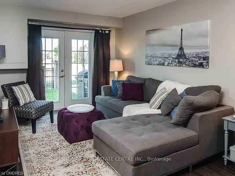 1370 Main St E #103 — Photo 4