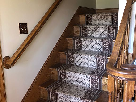 5th image of 284 W Greencrest Dr