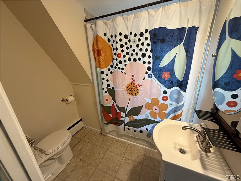 104 Orchard Ave — Photo 10