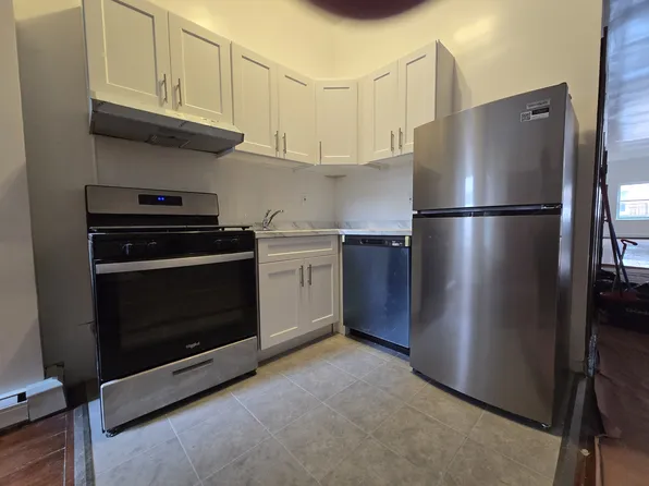 271 Water Street image 4 of 4