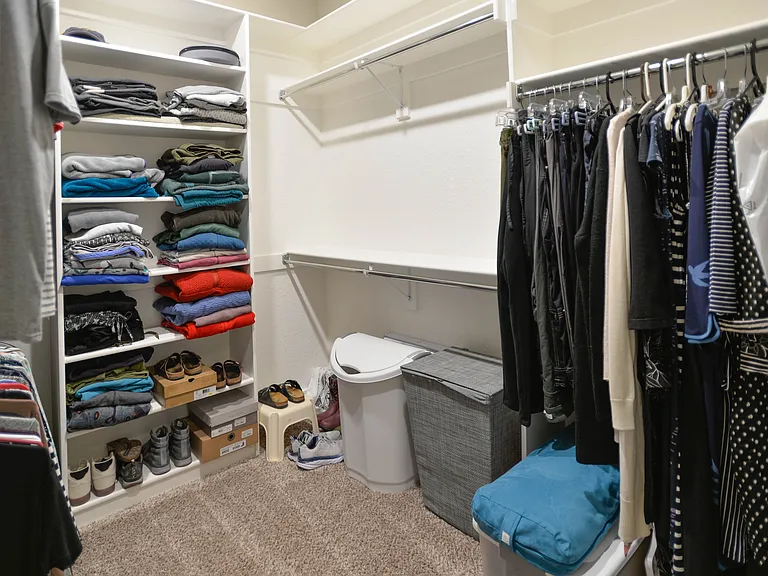 8115 Donnington Ct — Photo 23
