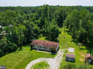 6106 Summit Bridge Rd, Townsend, DE 19734