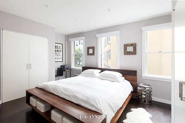 Sold by Town Residential | media 15