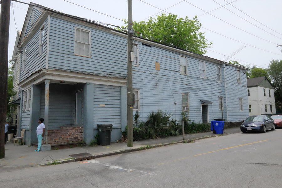 2nd image of 99 Nassau St