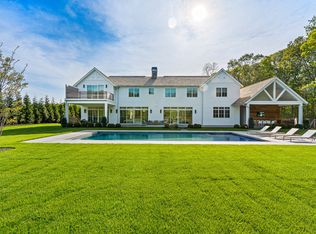 1449 Deerfield Rd, Water Mill, NY 11976