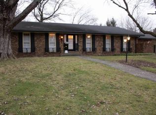 6201 Regent Ct, South Bend, IN 46614