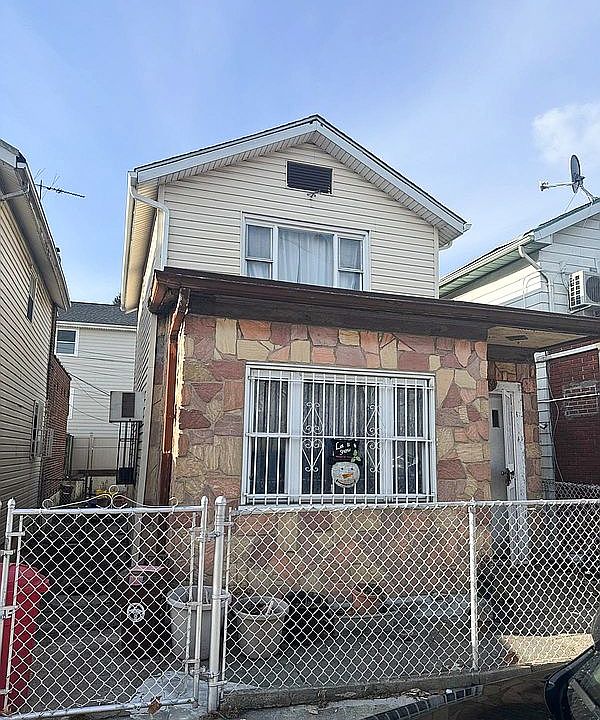 1st image of 2684 E 12th St