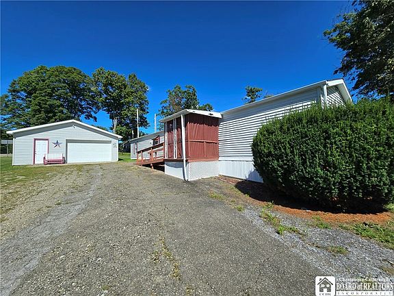 2nd image of 2672 Lebanon Rd