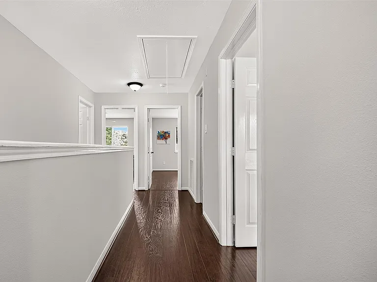 9710 Berkshire Trce — Photo 18