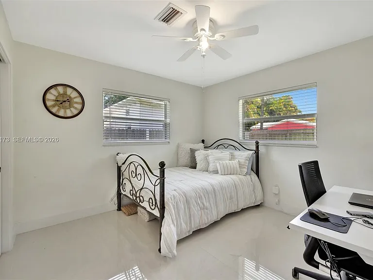 1500 SW 6th Ave #1500 — Photo 15
