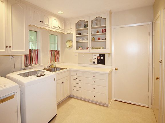 Main floor laundry