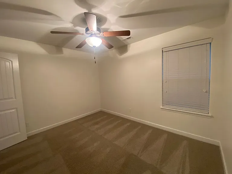 7416 Pemberton Dr — Photo 11