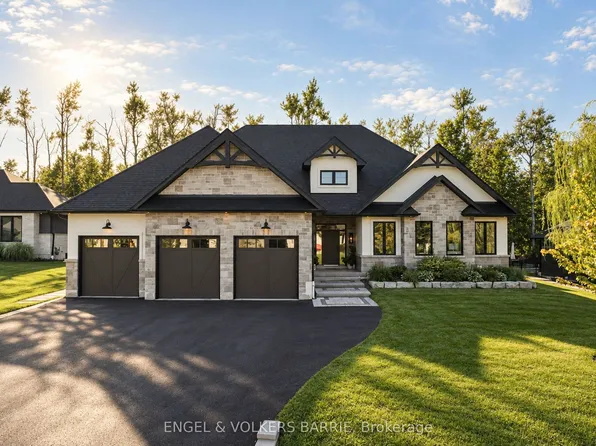 4 Walter James Pkwy, Springwater, ON L9X 2A6