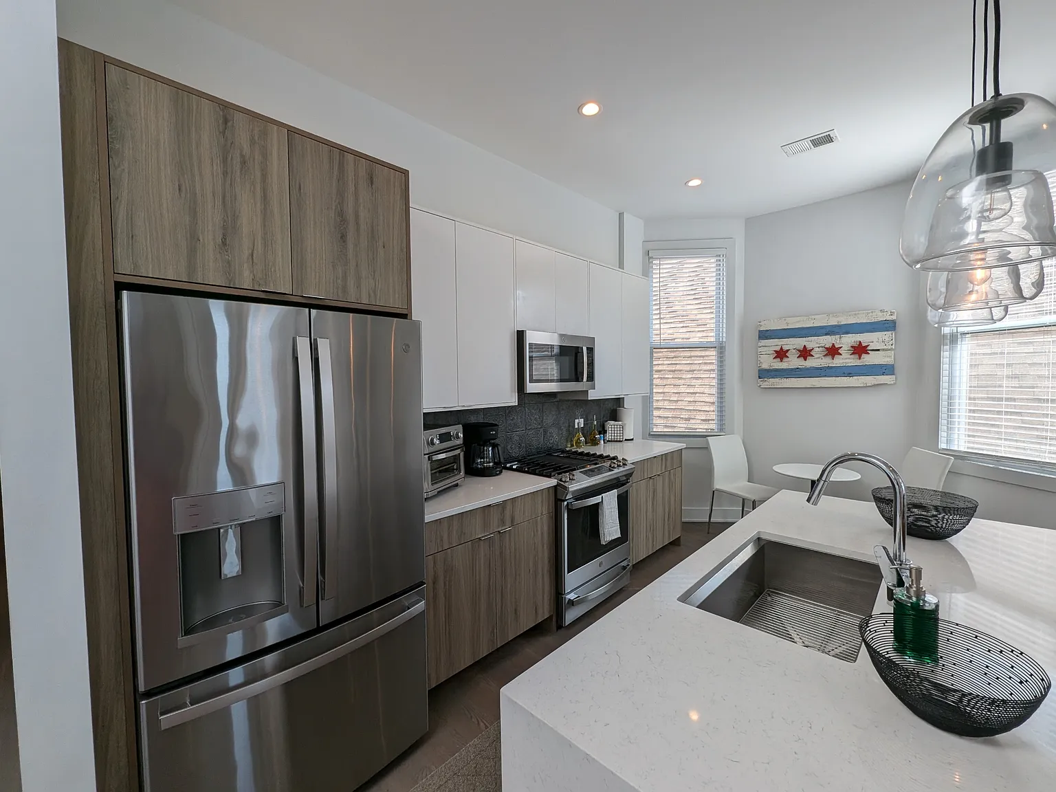 2120 W. Belmont - 2120-3F — Photo 4