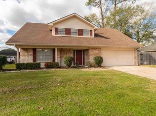 1125 Norwood Dr, Beaumont, TX 77706