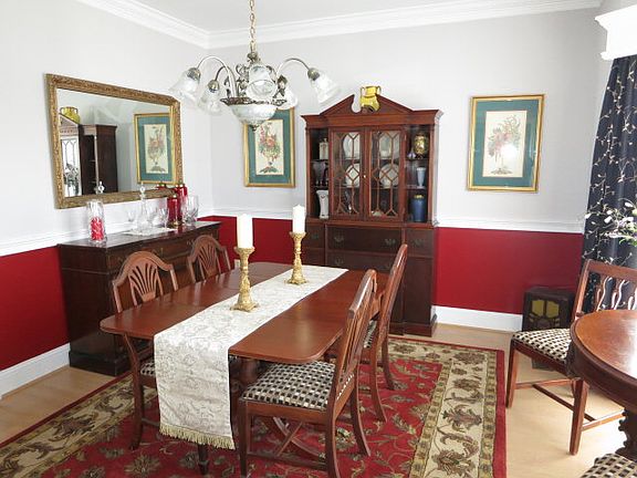 4th image of 270 Millstone Cir