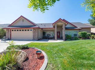 740 Sheffield Ave, Exeter, CA 93221