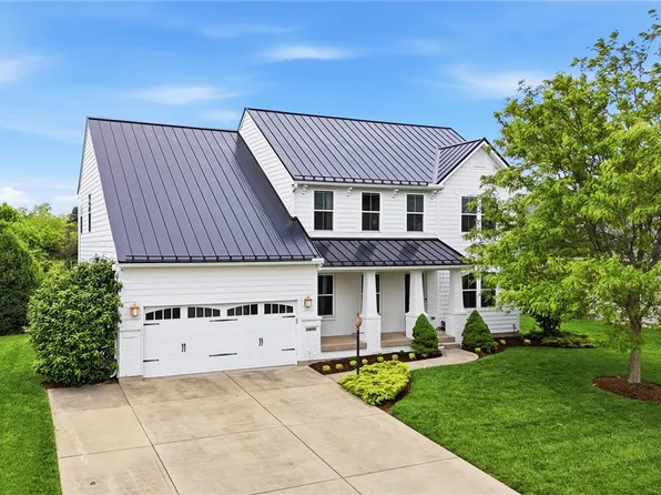 6856 Paragon Rd, Dayton, OH 45459