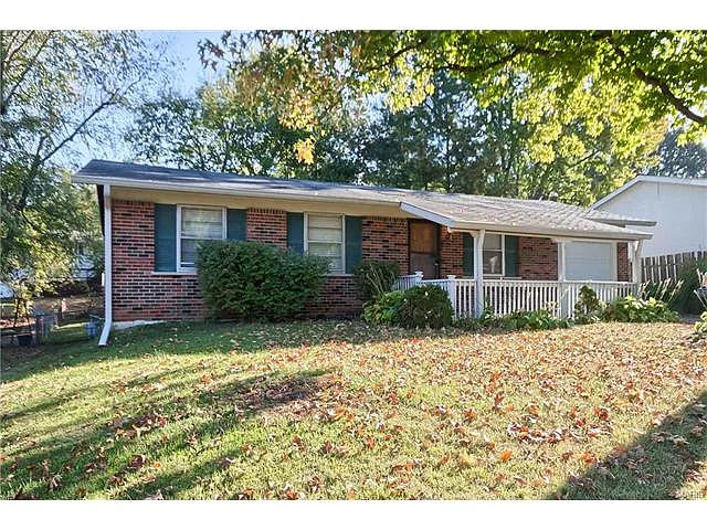177 Rockview Dr photo 1