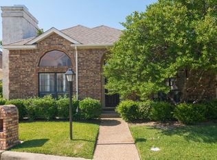 4240 S Capistrano Dr, Dallas, TX 75287