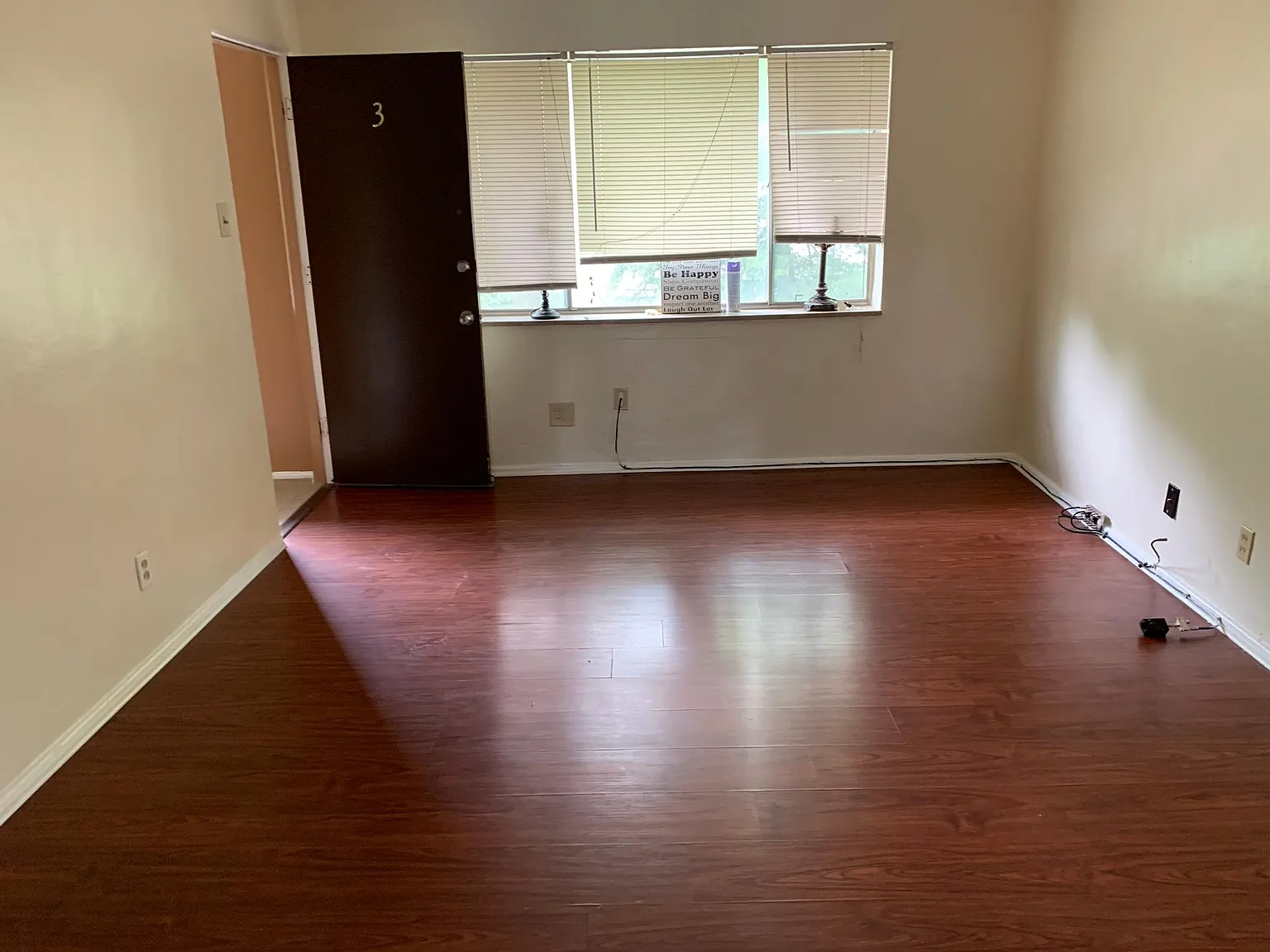 2 bed, 650 sqft, $1,095 — Photo 2