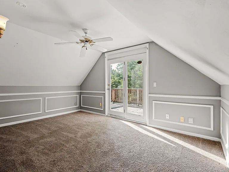 1801 Talmage Ave Se — Photo 18