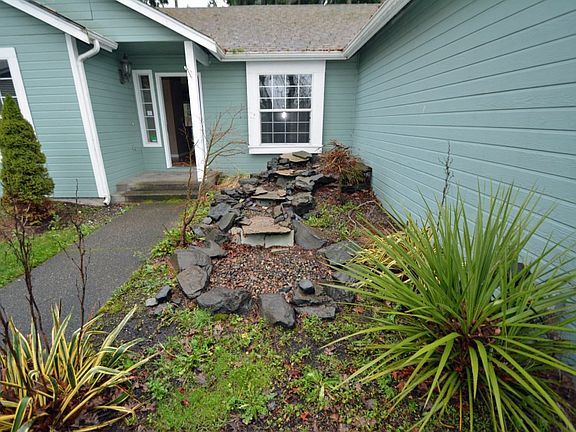 2nd image of 3002 242nd St E