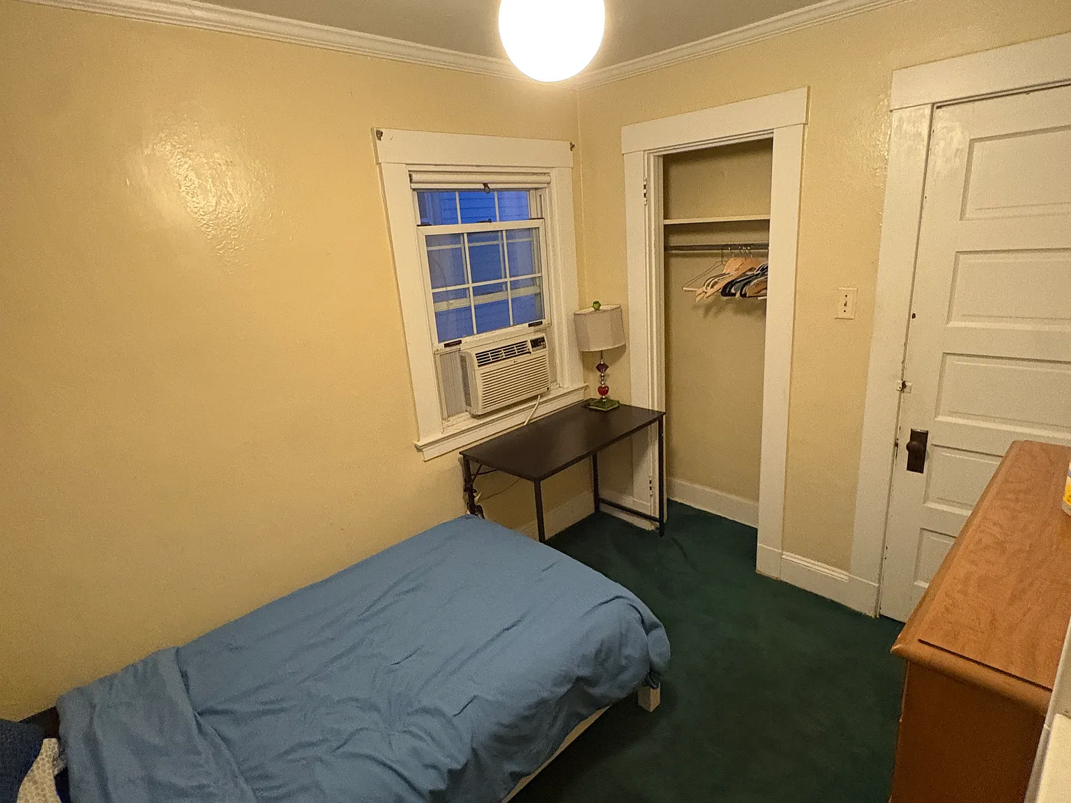 3 bed, 1140 sqft, $650 — Photo 2