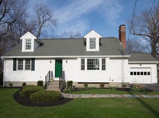 104 Moreland St, Worcester, MA 01609