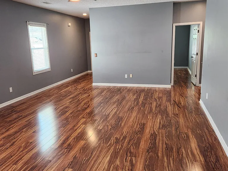 1 Willow Hurst Ct — Photo 3