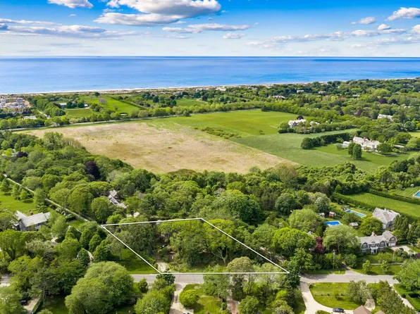68 Skimhampton Rd, East Hampton, NY 11937