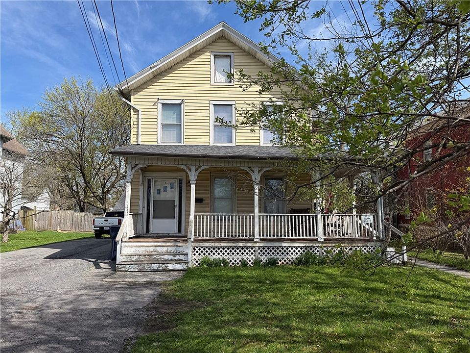 1st image of 192 Fall St
