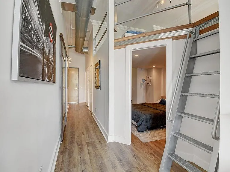 185 NE 4th Ave #210 — Photo 10