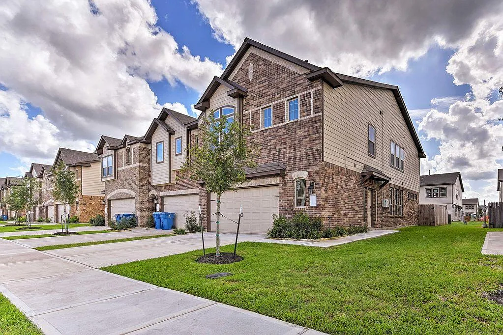 Building Photo - 3322 Harvest Meadow Ln