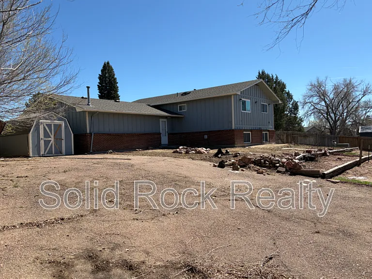 7336 Franconia Dr — Photo 23