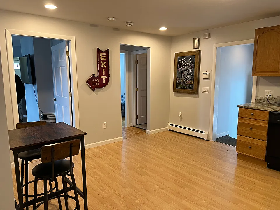 50 Ashton St #1