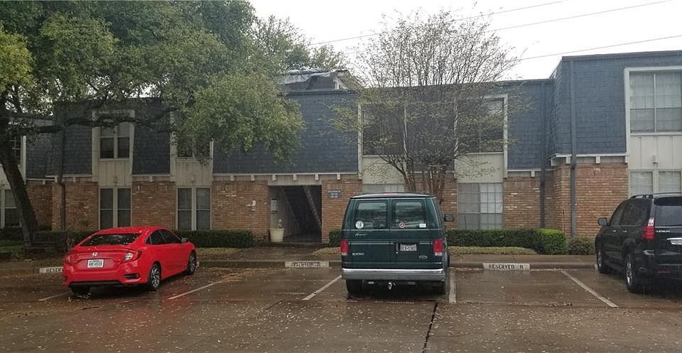 1st image of 533 W Lookout Dr