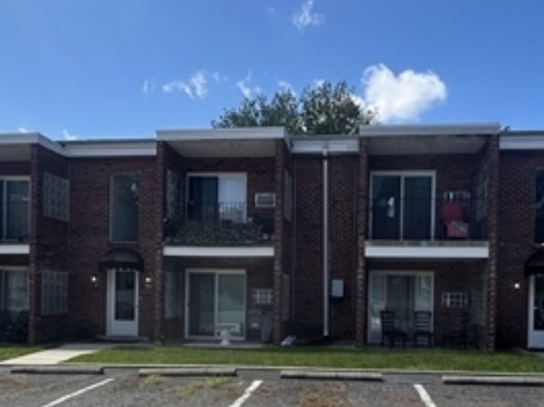 94 Governor Printz Blvd APT 8