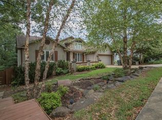 2621 N Emerald Ave, Fayetteville, AR 72703