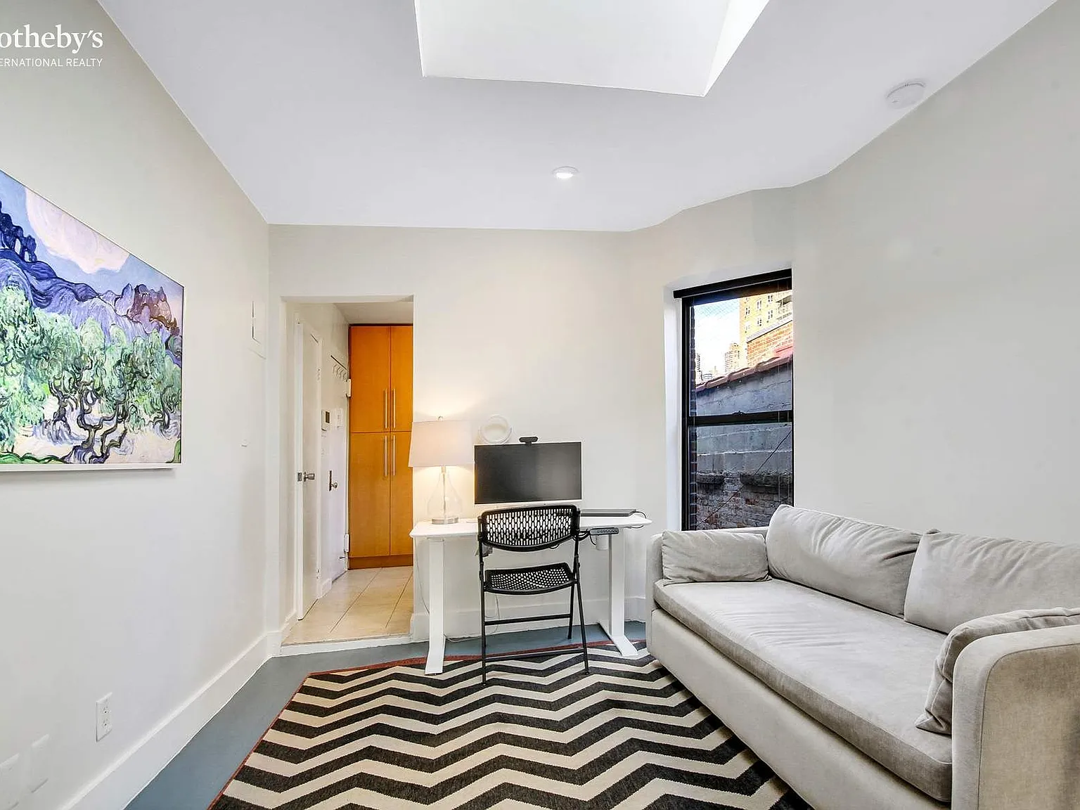 520 West 50th Street — Photo 2