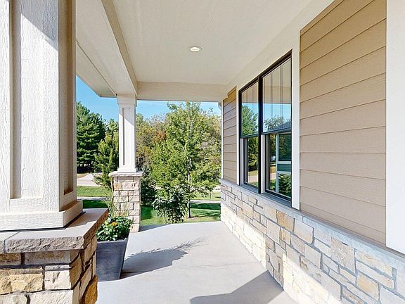 2nd image of 4822 Winston Ln SW