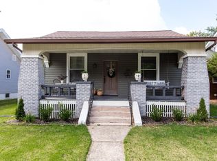319 N Oak St, O'Fallon, IL 62269