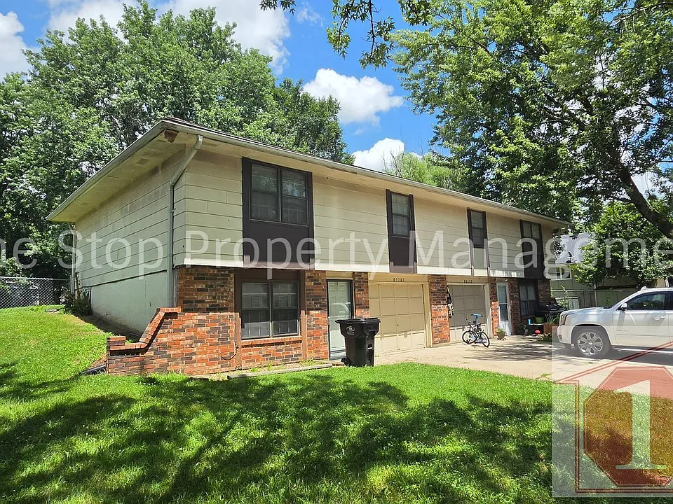 16618 E 3rd Ter N